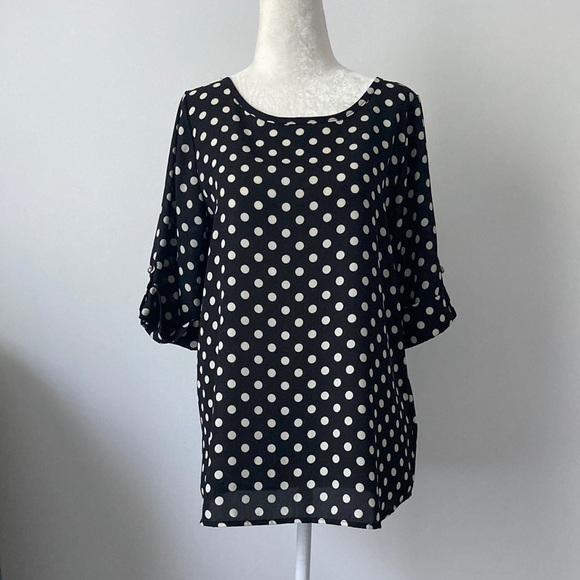 Francesca's Collections Tops - Francesca's Collections Polka Dot Blouse